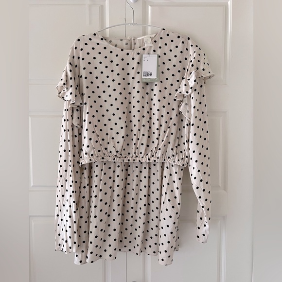 H&M MAMA Flounce Trim Nursing Blouse - Picture 4 of 8